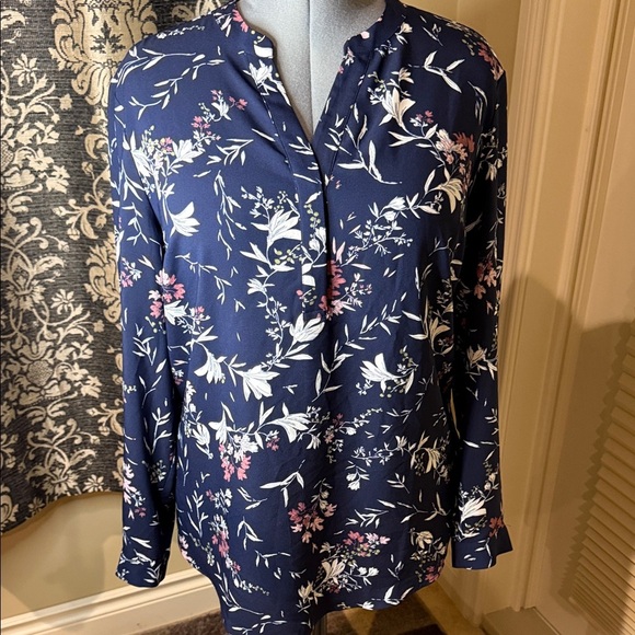 Hilary Radley Blouse Long Sleeve Size L - Picture 3 of 15